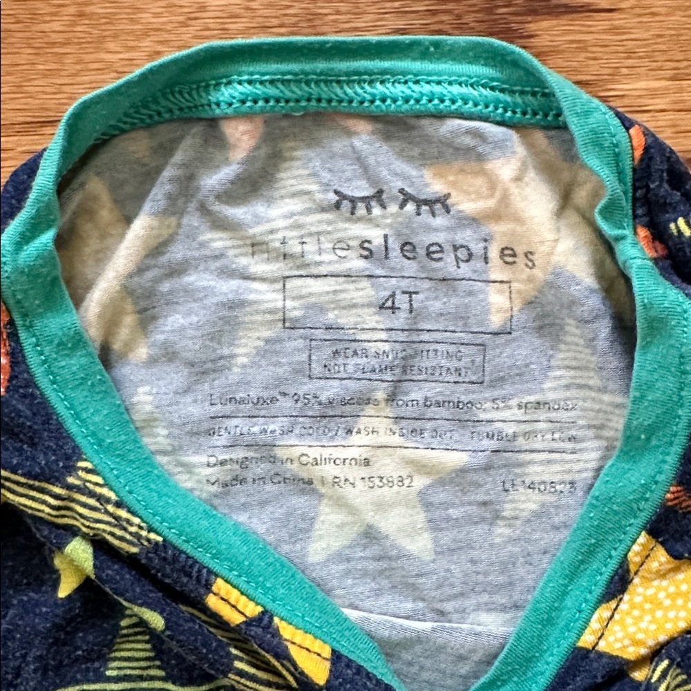 Little Sleepies 2 piece Shades of Stars (4T) - Picture 2 of 9